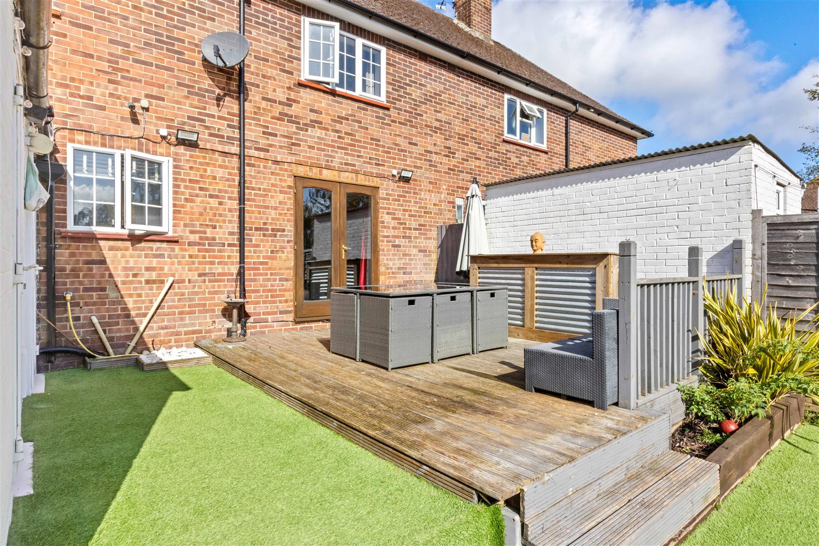 Carroll Crescent, Ascot